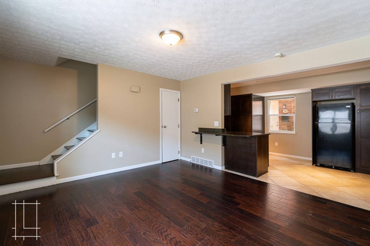 Apartment for rent at 57-67 Clark Place, Columbus, OH 43201