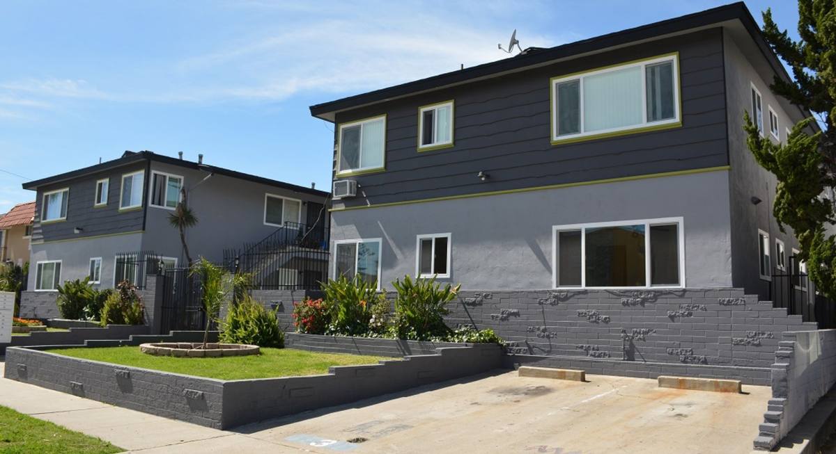 Apartment for rent at 4580 N 39th St, San Diego, CA 92116