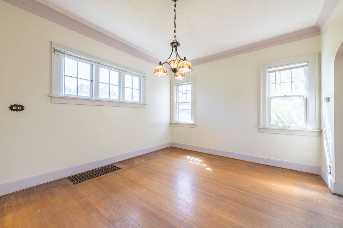 House for rent at 3426 NE US-Grant Place, Portland, OR 97212