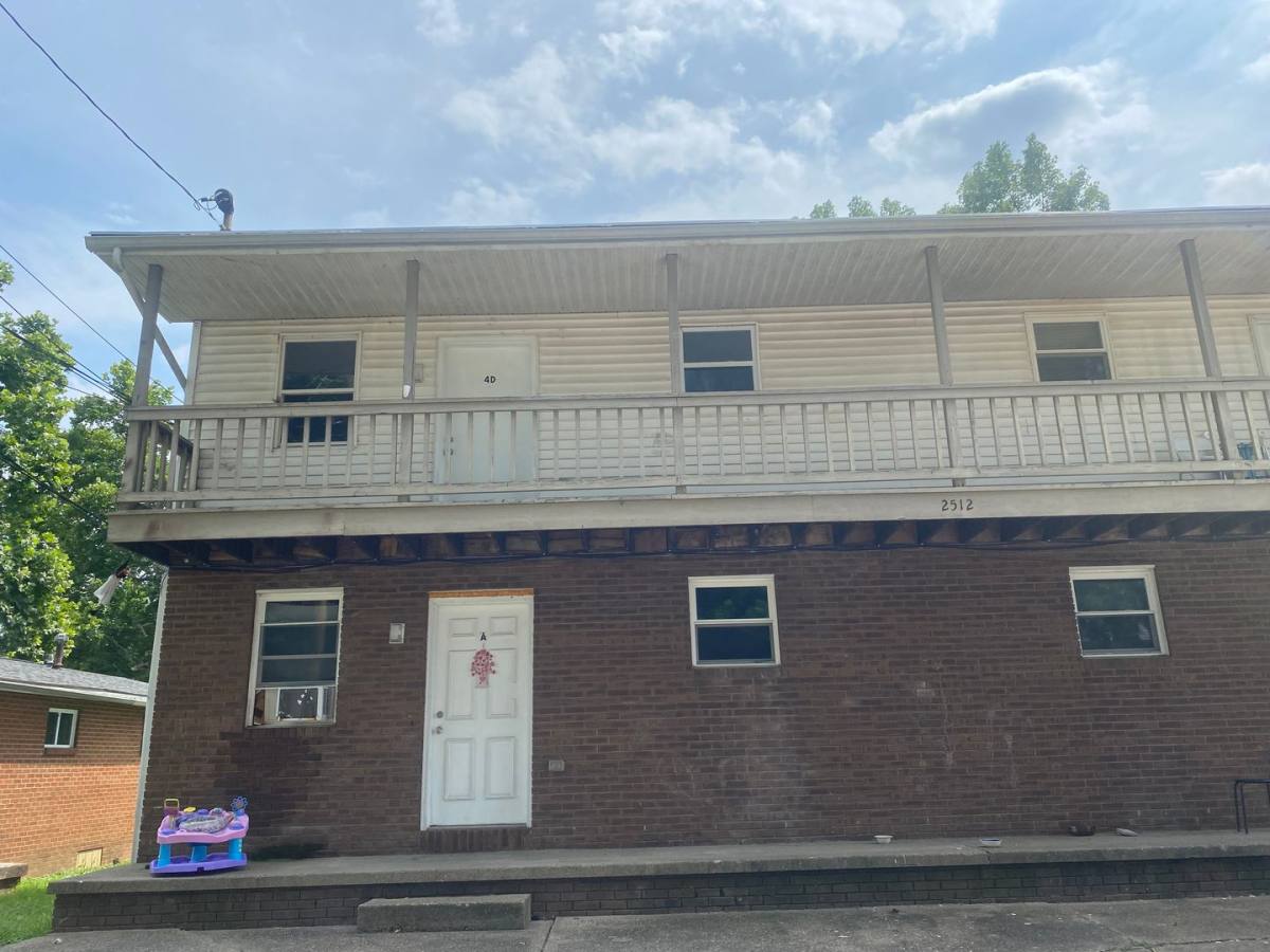 Apartment for rent at 2512 39th St, Parkersburg, WV 26104