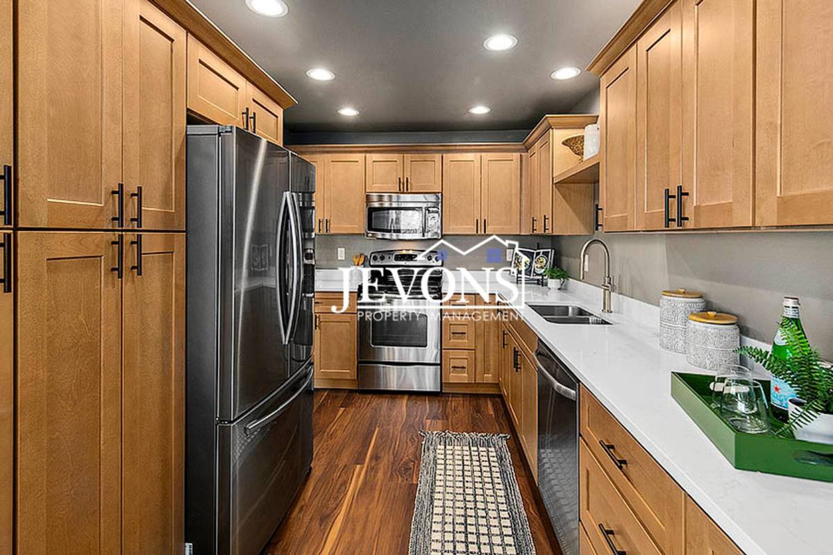 Condo for rent at 2626 4th Ave N #206, Seattle, WA 98109