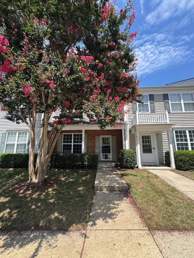 Townhouse for rent at 612 Canyon Lake Circle, Morrisville, NC 27560