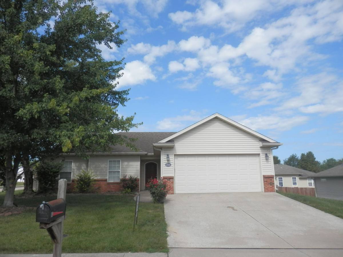 House for rent at 2501 McClure Dr, Columbia, MO 65202