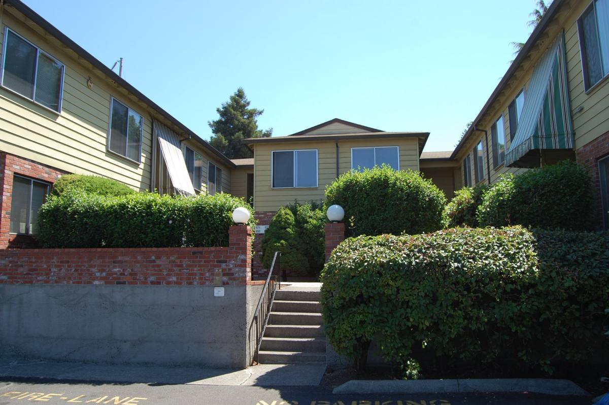Apartment for rent at 6028-6078 E Burnside, Portland, OR 97215