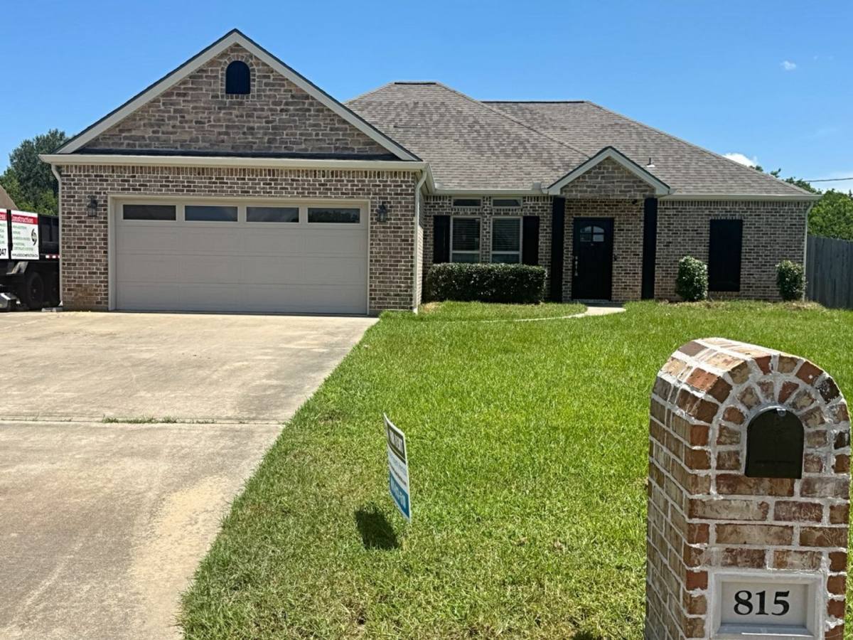 House for rent at 815 Amber Kay Lane, Bridge City, TX 77611