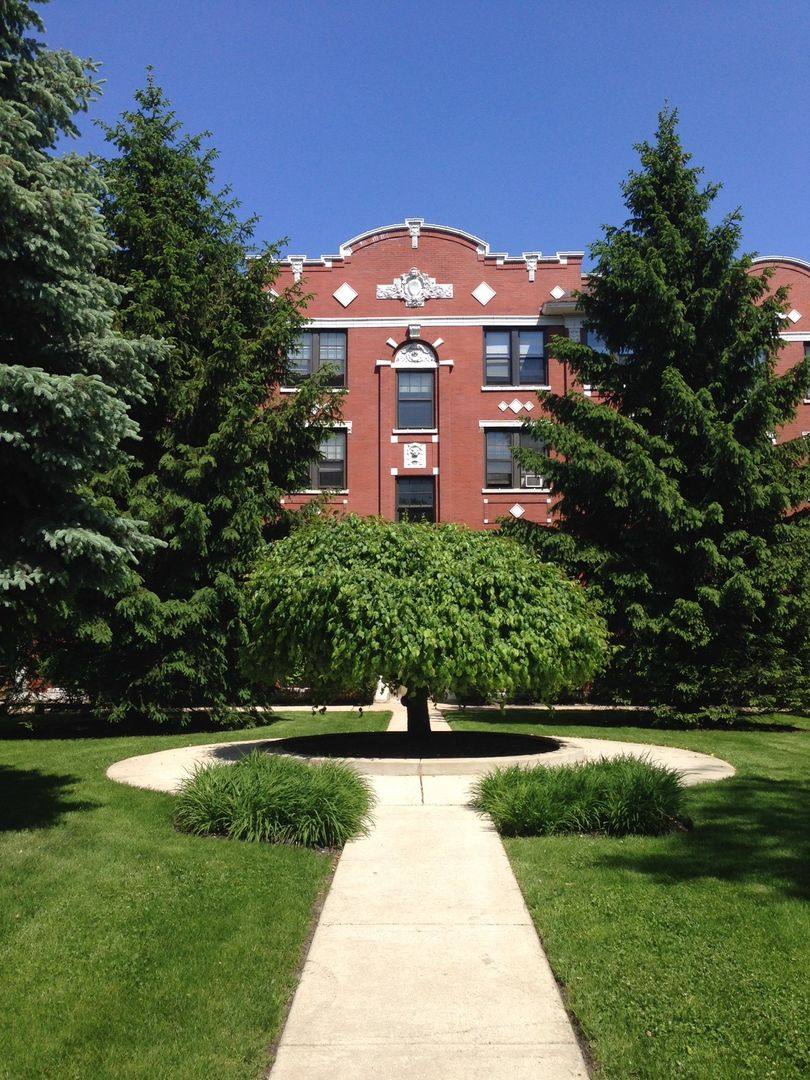 Apartment for rent at 4615-33 N Damen Ave, Chicago, IL 60625