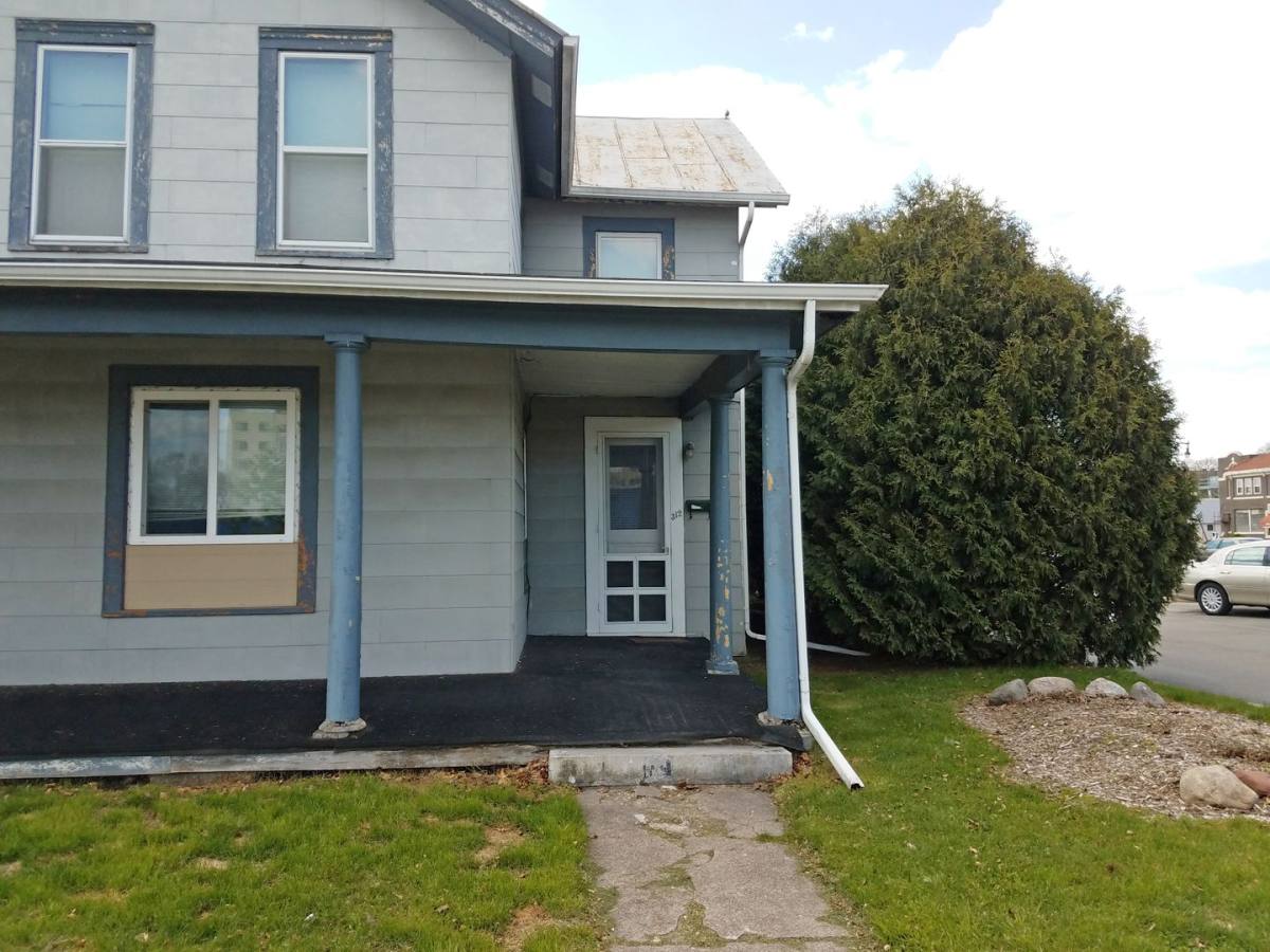 Apartment for rent at 312 6th St S, La Crosse, WI 54601