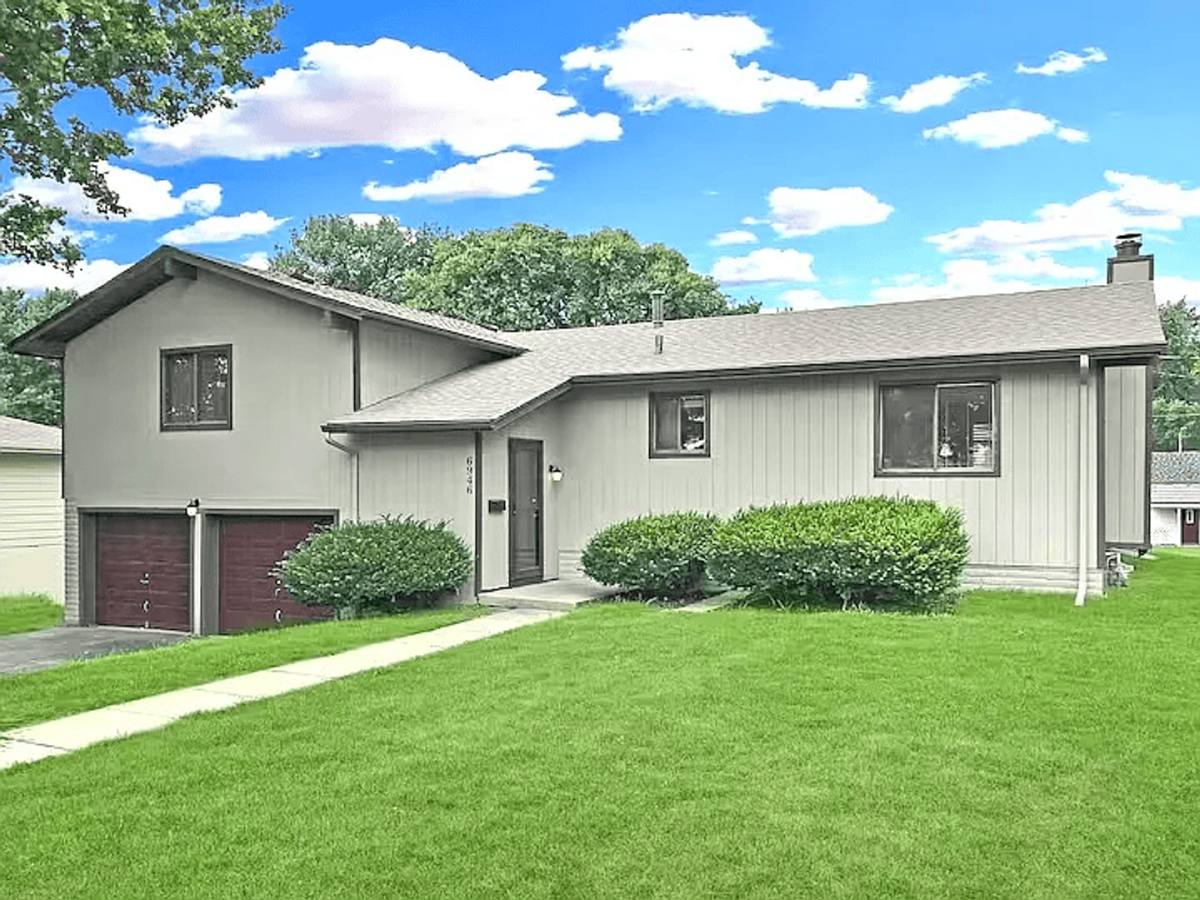 House for rent at 6946 Burt St, Omaha, NE 68132