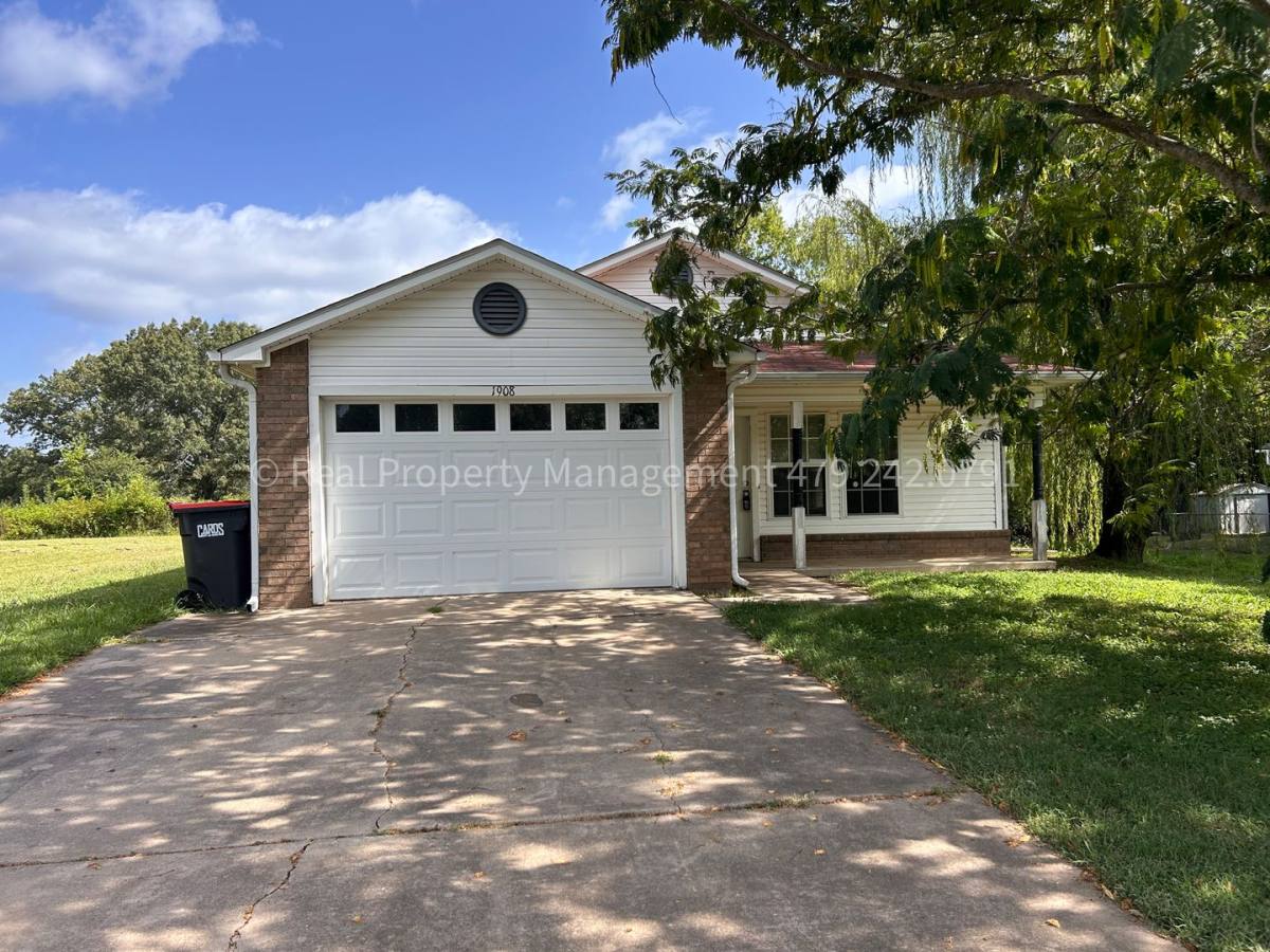 House for rent at 1908 Cherry Bark Dr, Greenwood, AR 72936