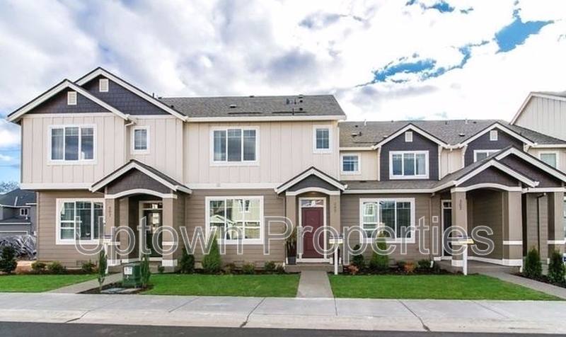 Townhouse for rent at 21727 SW Berkshire Terrace, Sherwood, OR 97140