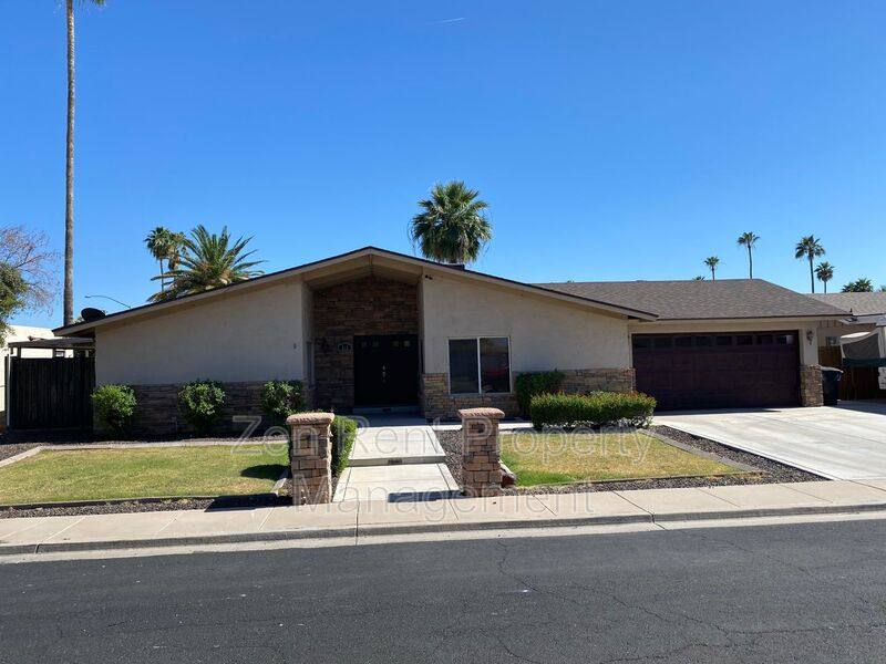 House for rent at 815 W Juanita Circle, Mesa, AZ 85210