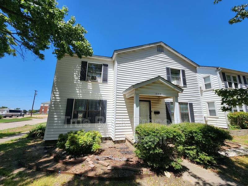House for rent at 1000 E 15th St, Ada, OK 74820