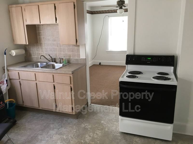 Apartment for rent at 1593 Winchester #DOWN, Lakewood, OH 44107