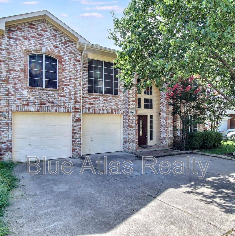 House for rent at 5744 Chelmsford Trail, Arlington, TX 76018