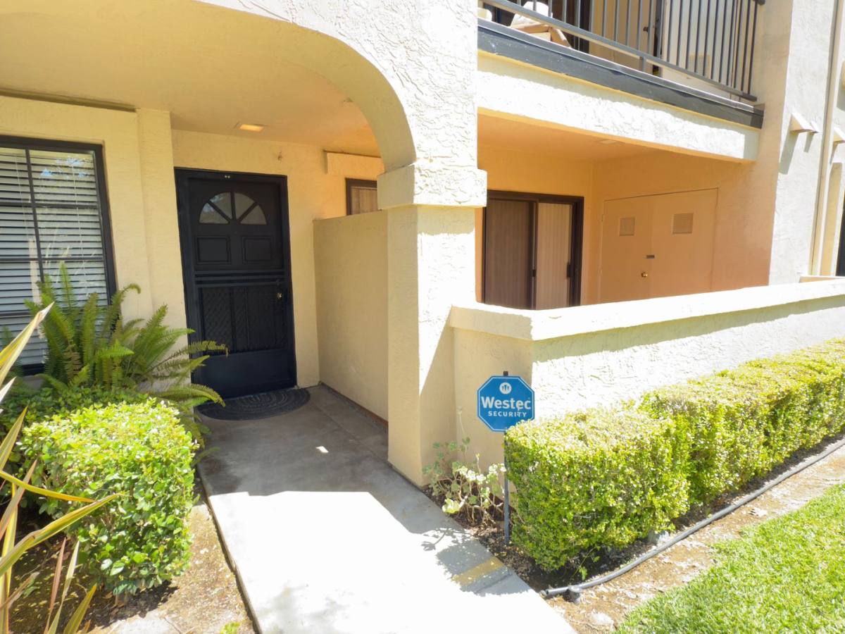 Condo for rent at 13206 Wimberly Square, San Diego, CA 92128