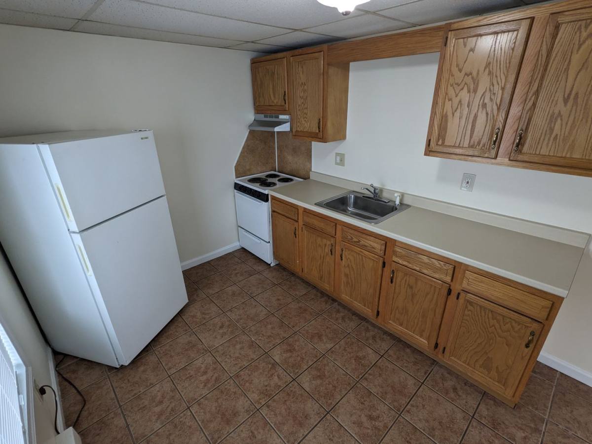 Apartment for rent at 28 Emerald St, Chicopee, MA 01013
