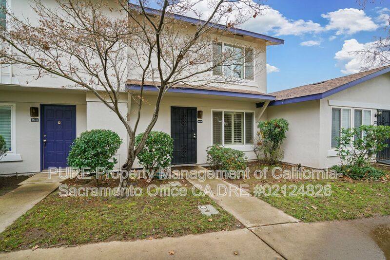 Townhouse for rent at 8811 Salmon Falls Dr #B, Sacramento, CA 95826