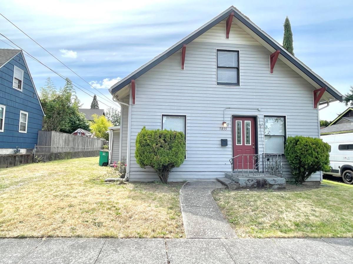House for rent at 5855 NE 19th Ave, Portland, OR 97221