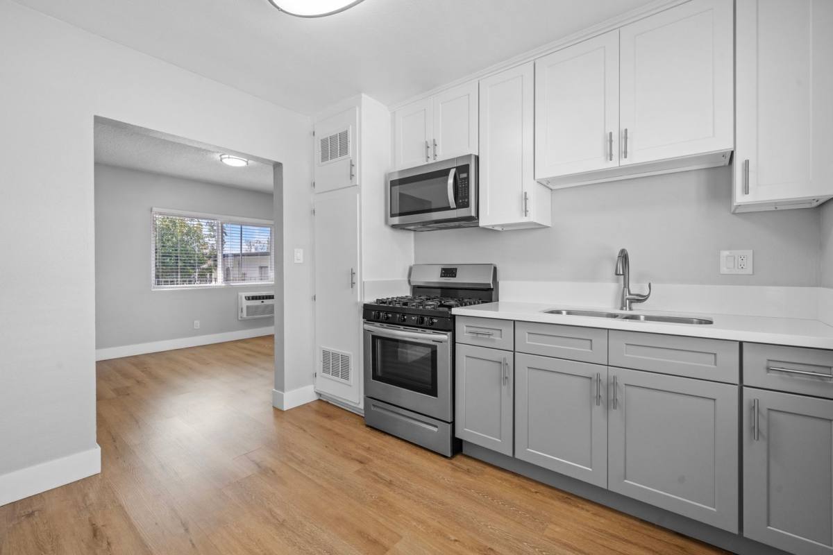 Apartment for rent at 11500 Colima Rd, Whittier, CA 90604