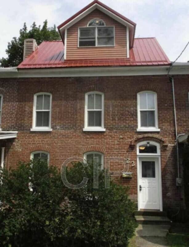 Townhouse for rent at 22 Slocum Ave, Tunkhannock, PA 18657