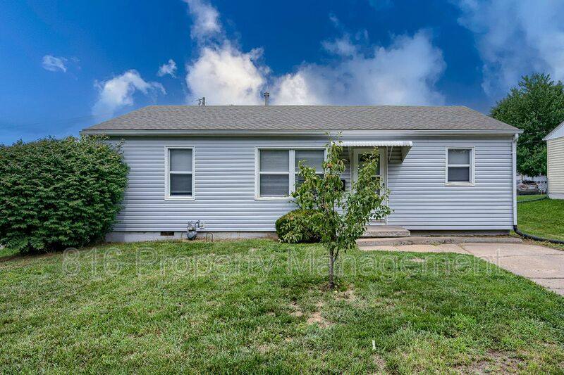 House for rent at 3 Belmo Dr, Belton, MO 64012