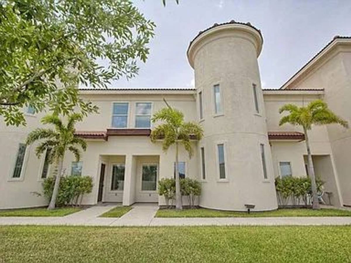 Apartment for rent at 1412 Keeton Ave #1, McAllen, TX 78503