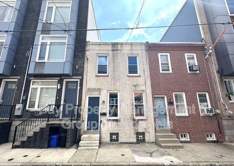 Townhouse for rent at 1527 S Bouvier St, Philadelphia, PA 19146
