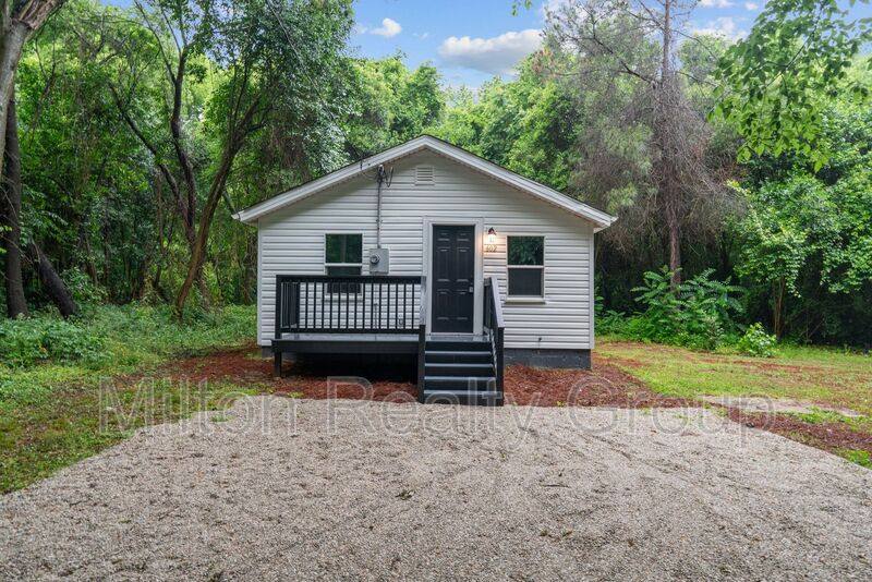 House for rent at 602 Ross Rd, Lillington, NC 27546