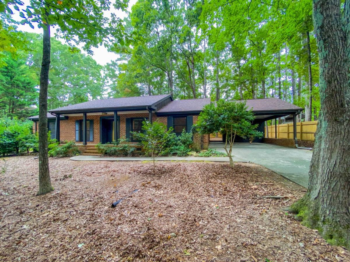 House for rent at 109 Virginia Dr, Chapel Hill, NC 27514