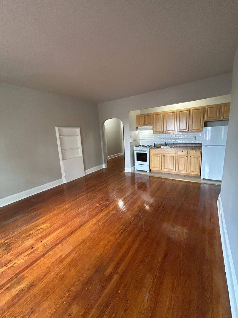 Apartment for rent at 270 Orchard Terrace, Bogota, NJ 07603