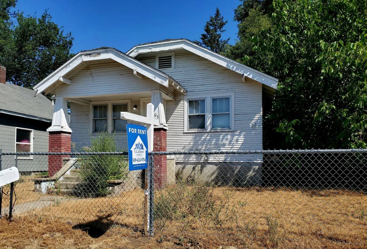 House for rent at 403 E Liberty Ave, Spokane, WA 99207