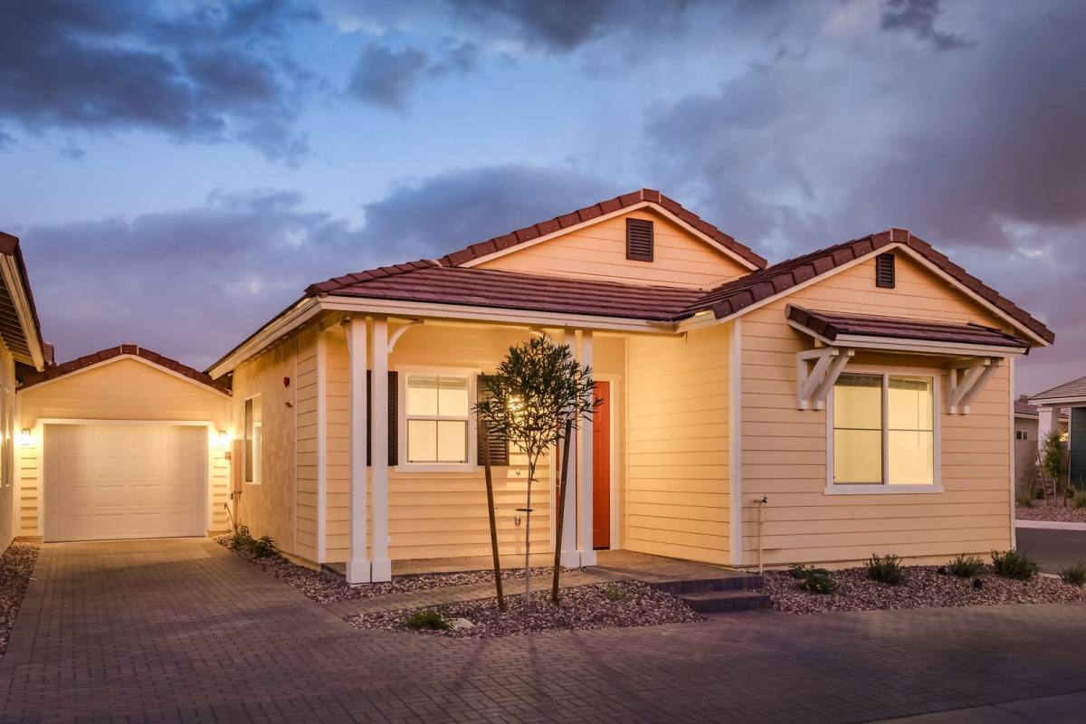 Apartment for rent at 1555 S Val Vista Dr, Gilbert, AZ 85296