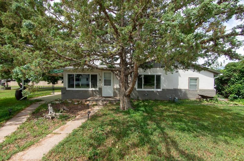 House for rent at 210 Seymour Ave, Cheyenne, WY 82007