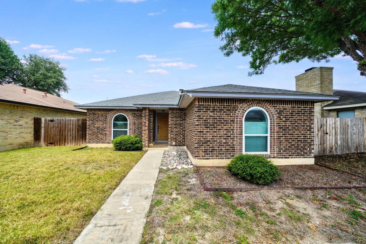 House for rent at 608 Fern Meadow Dr, Universal City, TX 78148