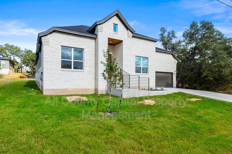 House for rent at 526 Coventry Rd, Spicewood, TX 78669