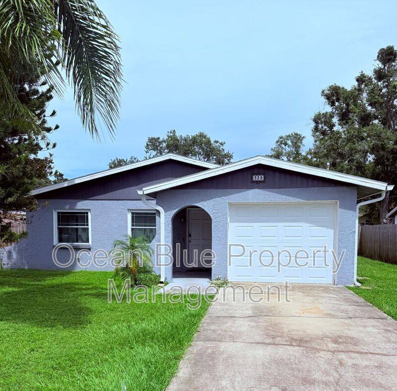 House for rent at 329 Royal Palm Dr, Largo, FL 33771