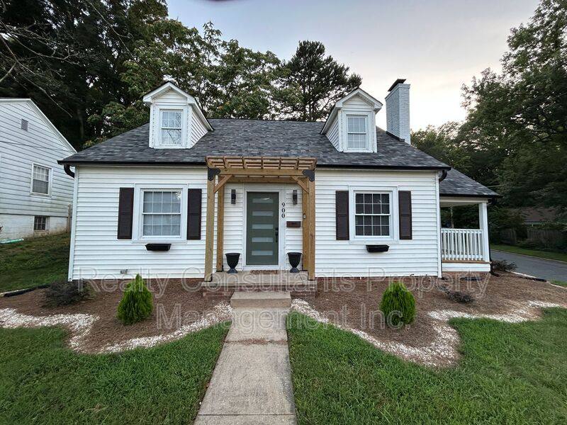 House for rent at 900 Gales Ave, Winston Salem, NC 27103