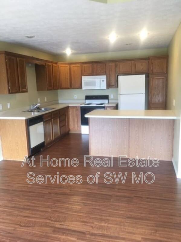 Apartment for rent at 1260 Butterfield, Nixa, MO 65714