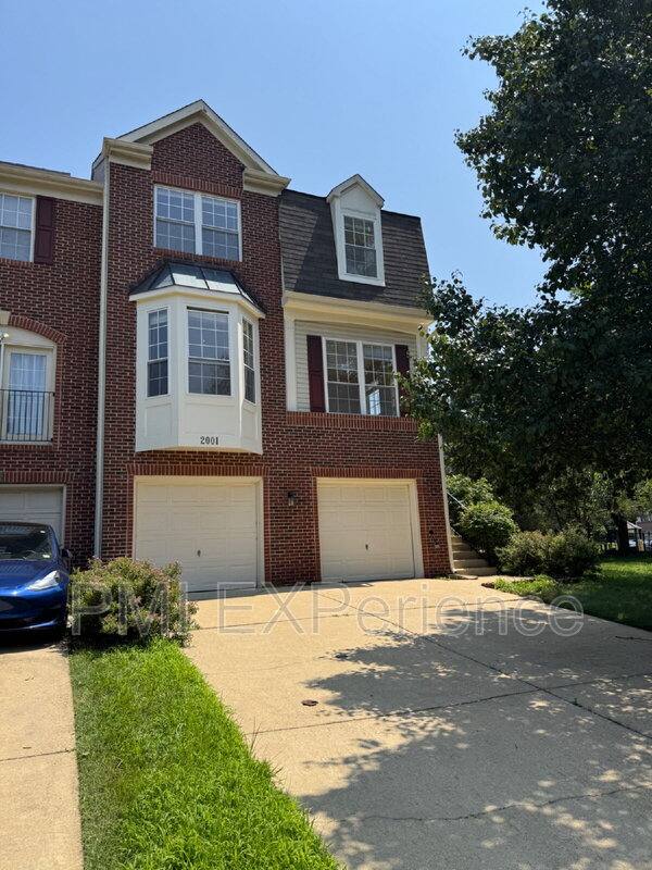 Townhouse for rent at 2001 Whistling Duck Dr, Upper Marlboro, MD 20774