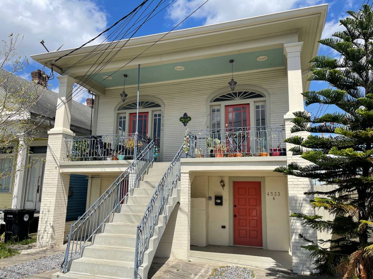Apartment for rent at 4533 - 4535 Lasalle St, New Orleans, LA 70115