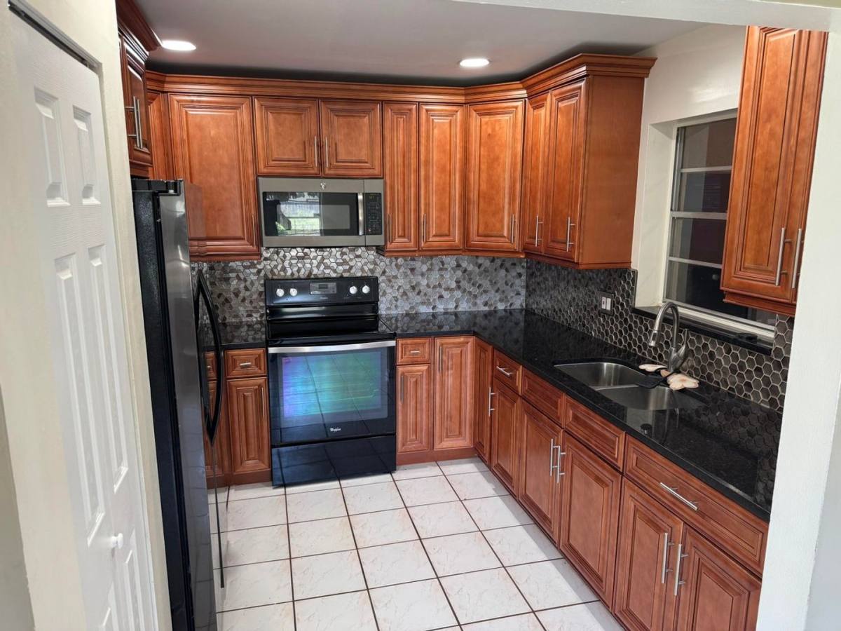 House for rent at 4603 Lexington Ave, Lake Worth, FL 33463