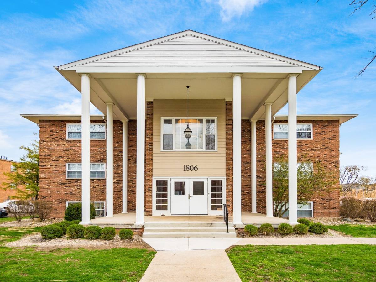 Apartment for rent at 1806 N Star Rd, Columbus, OH 43212