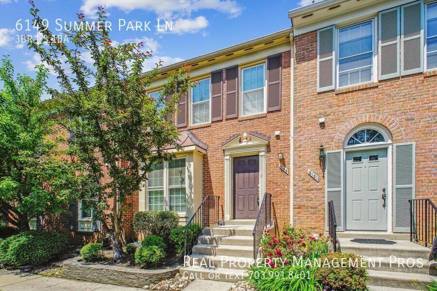 Townhouse for rent at 6149 Summer Park Lane, Alexandria, VA 22315