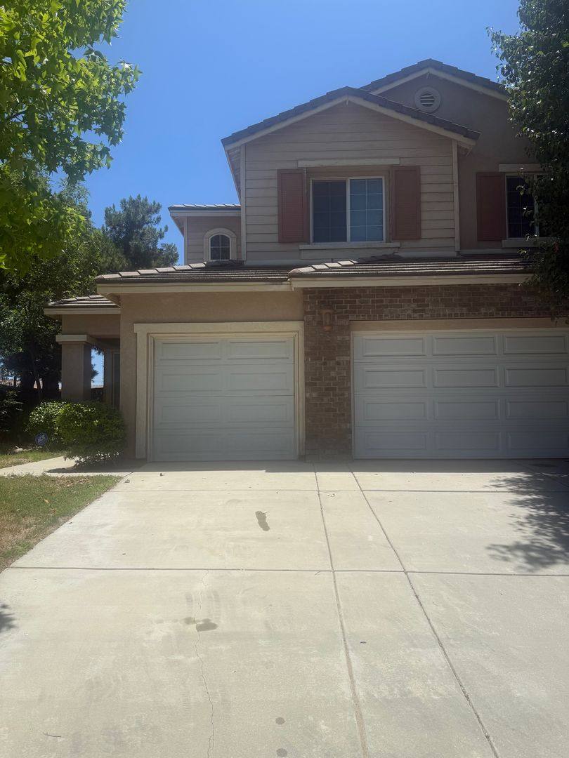House for rent at 1570 Thunderbird Rd, Beaumont, CA 92223