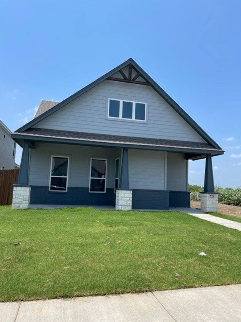 House for rent at 721 The Cottages, Godley, TX 76044