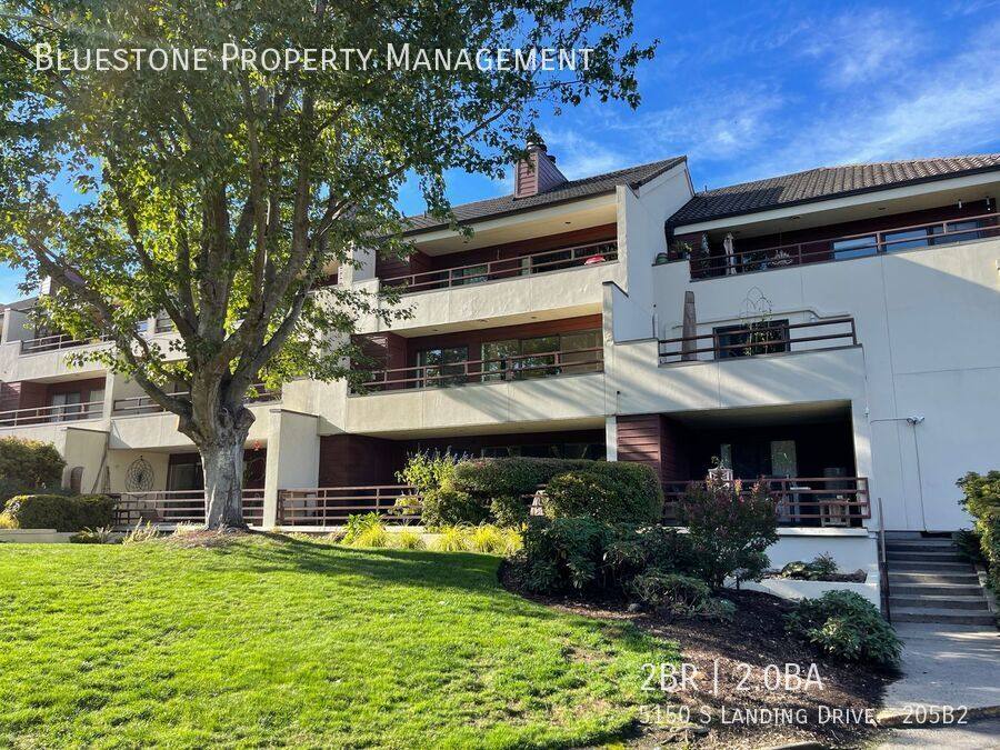 Condo for rent at 5150 S Landing Dr #205B2, Portland, OR 97239