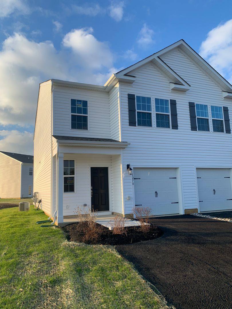 Townhouse for rent at 1201 Martin Rd, Breinigsville, PA 18031