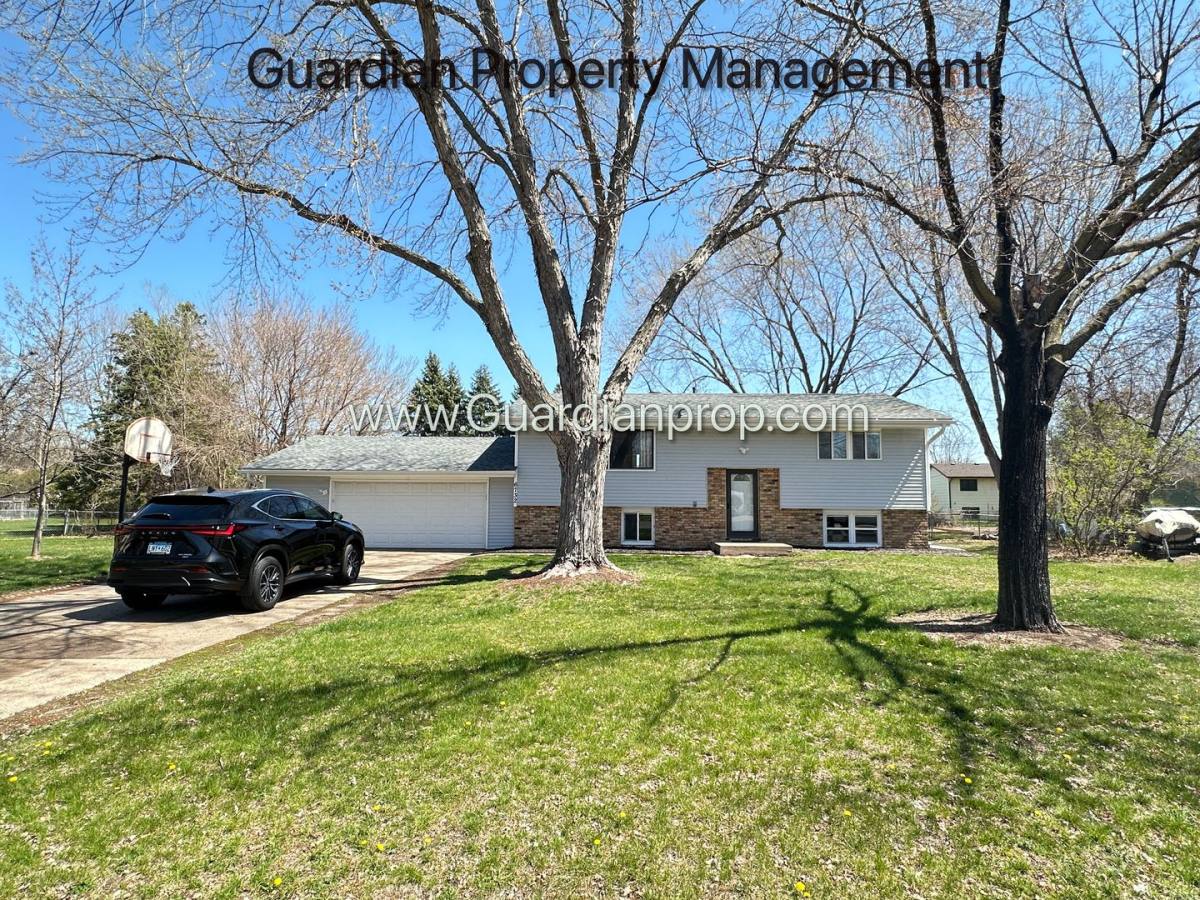 House for rent at 6732 114th Circle N, Champlin, MN 55316