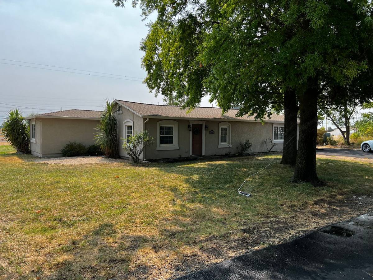House for rent at 8957 Rio Linda Blvd, Elverta, CA 95626