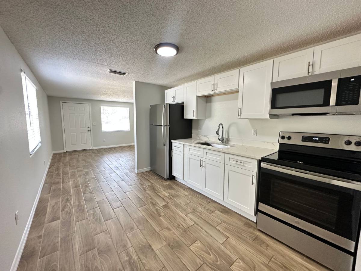 Apartment for rent at 59th Ave Circle E, Bradenton, FL 34203